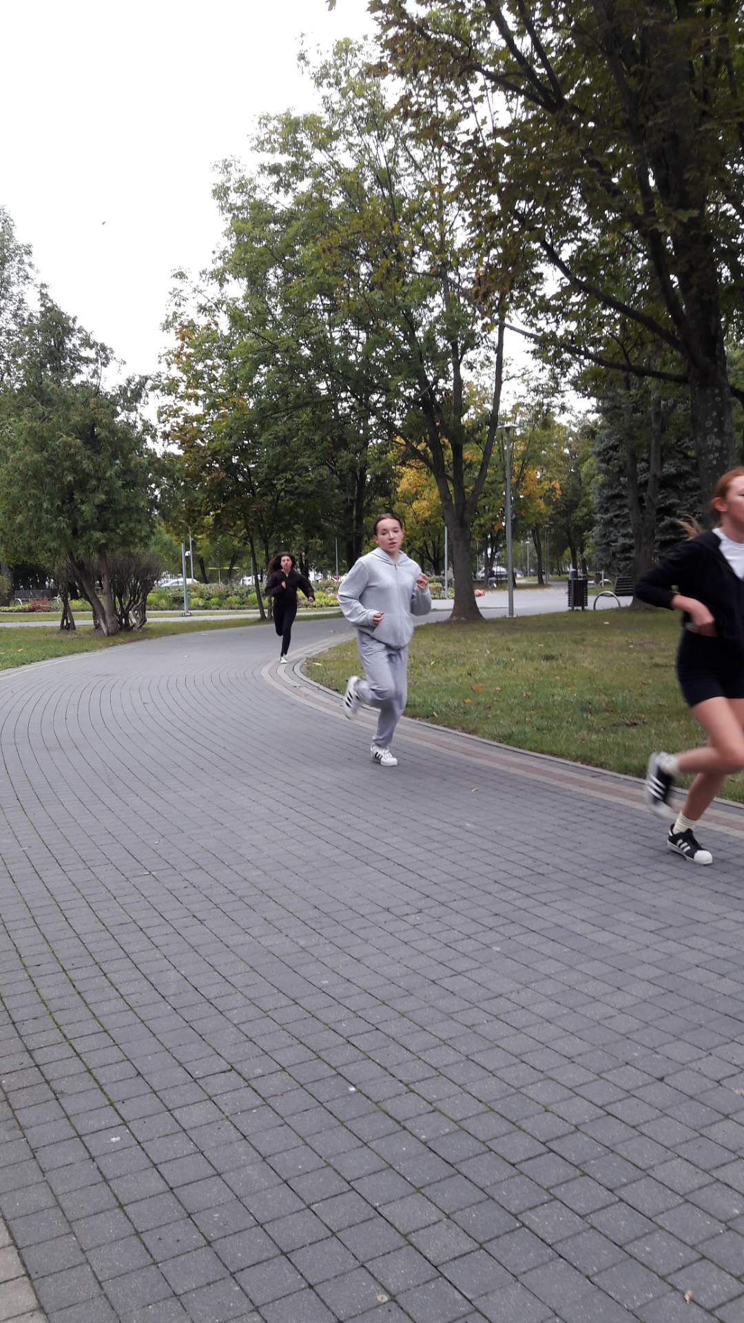 Uczestnicy biegu Fair Play podczas zawodów