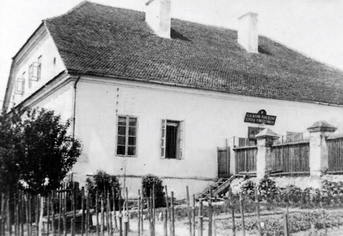 Zdjęcie starej szkoły